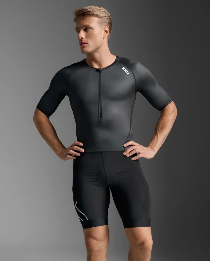 2XU Core Sleeved Trisuit Black/White, Str. S v:1988057 2XU Core Sleeved Trisuit Black/White, Str. S v:1988057